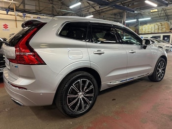 Used Volvo XC60 2017 for sale - 78101155: Photo