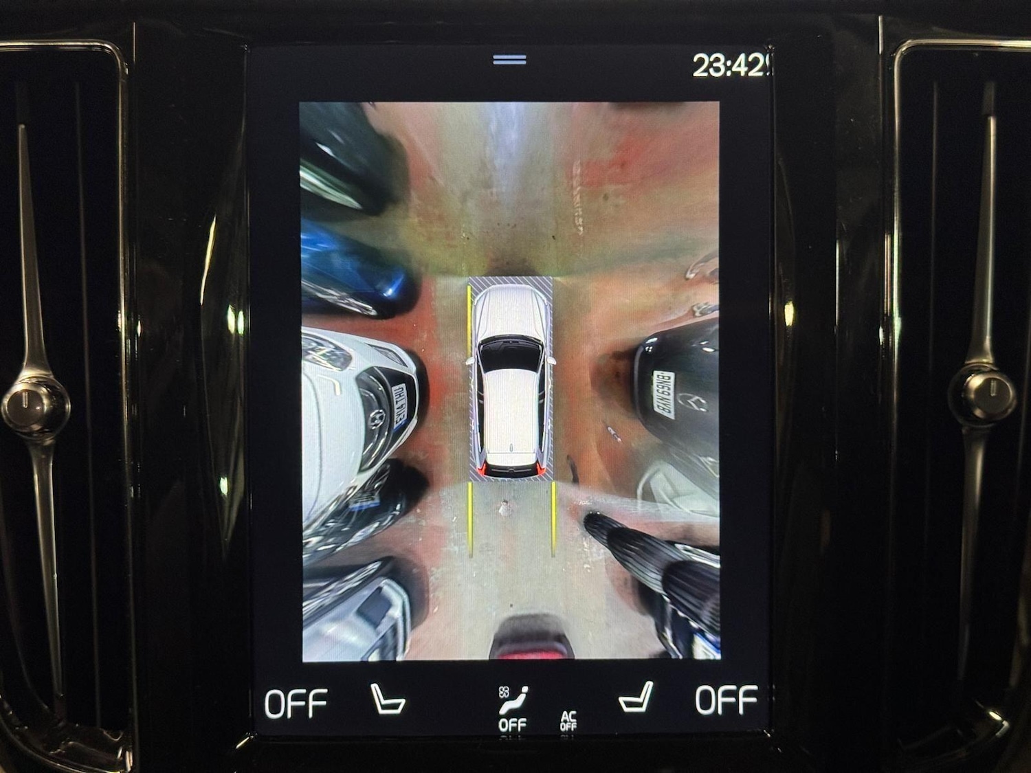 Used Volvo XC60 for sale - 78101155: Photo 56