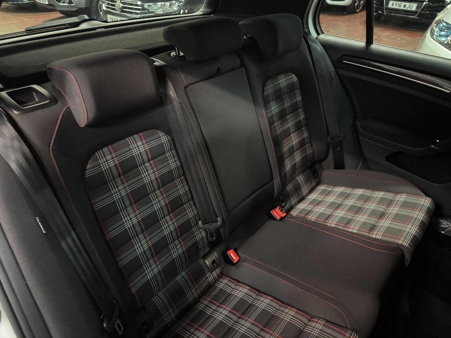 Used Volkswagen Golf for sale - 76456610: Photo 27