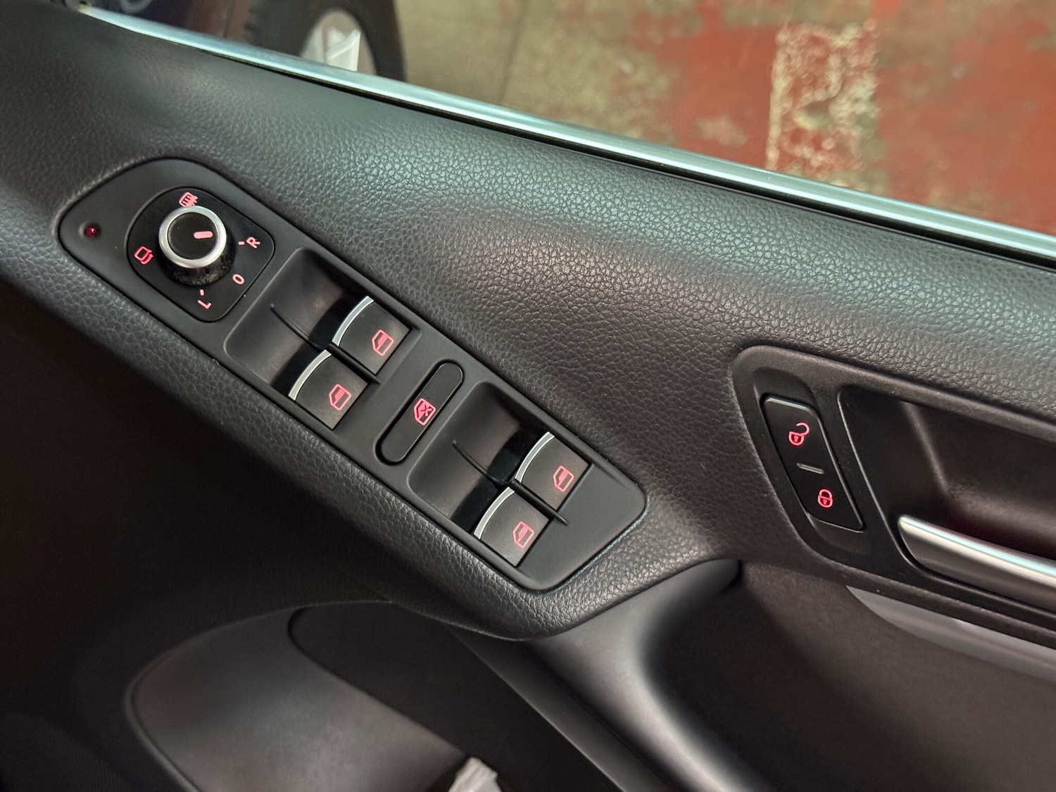 Used Volkswagen Tiguan for sale - 76476561: Photo 39