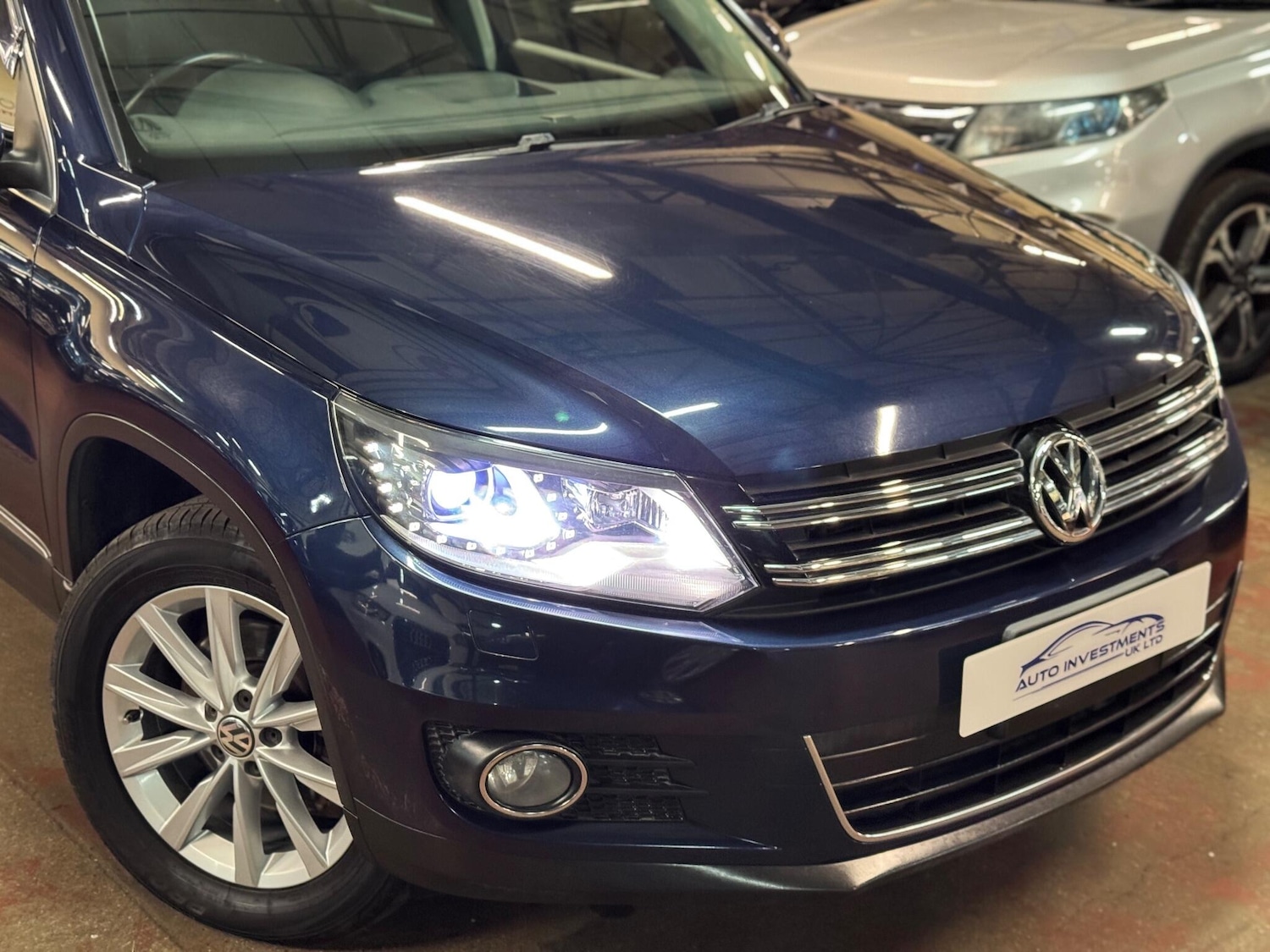 Used Volkswagen Tiguan for sale - 76476561: Photo 8
