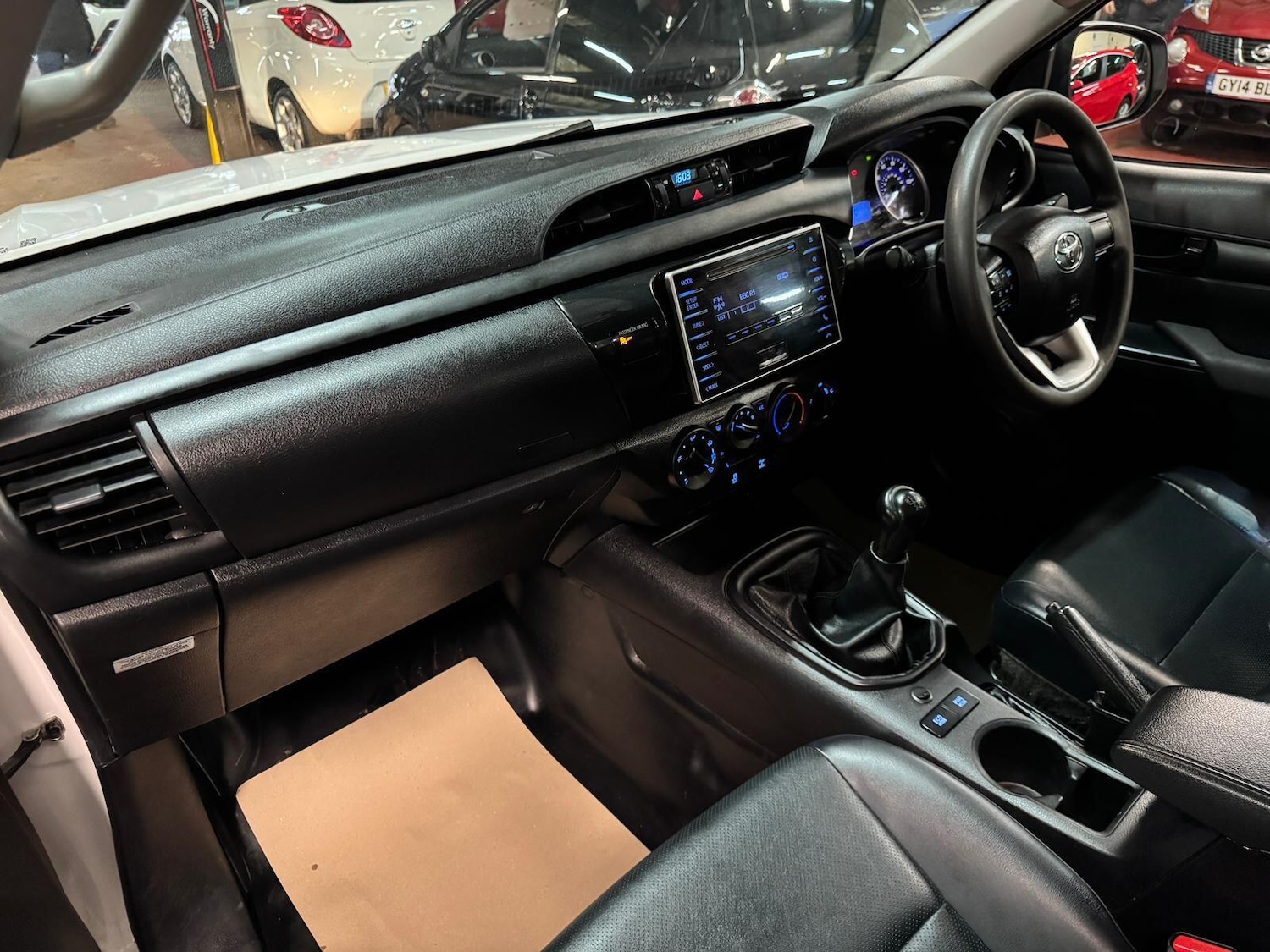 Used Toyota Hilux 2020 for sale - 77695461: Photo 24