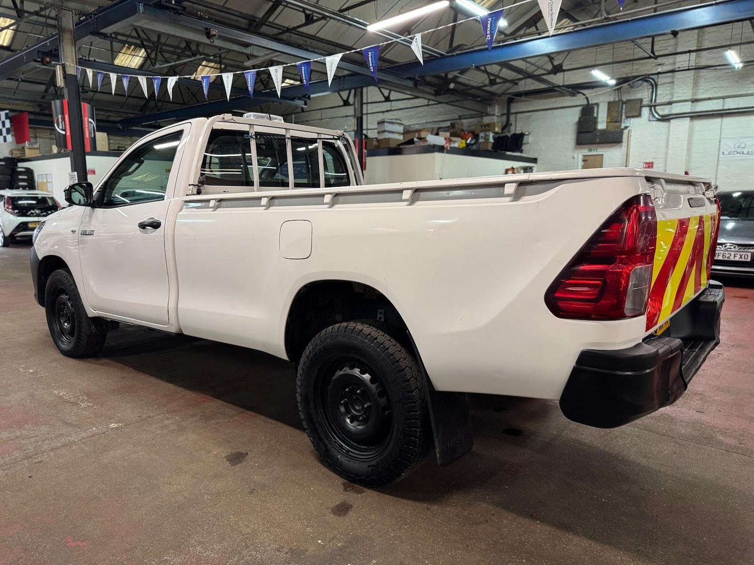 Used Toyota Hilux 2020 for sale - 77695461: Photo 6