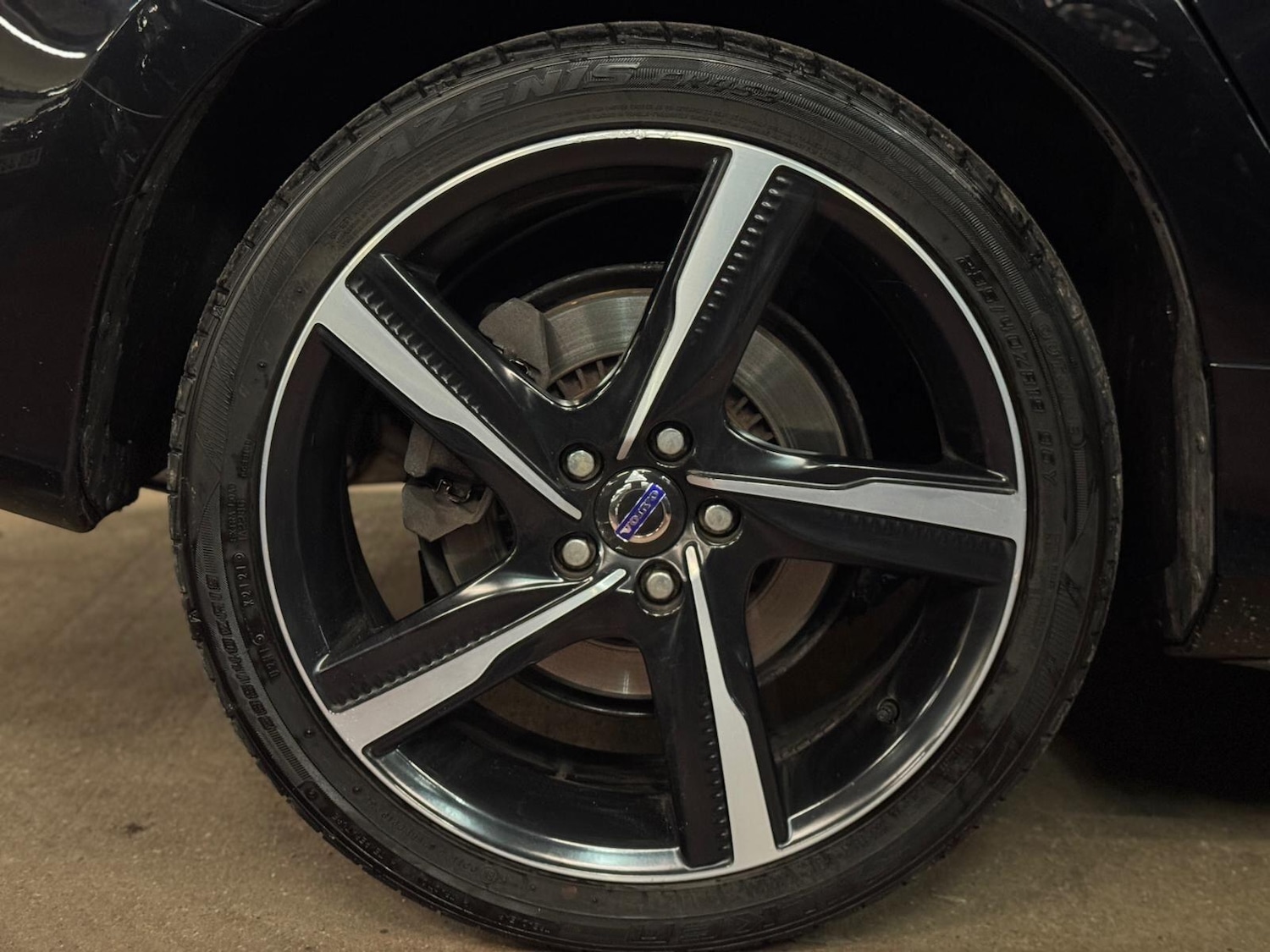 Used Volvo V60 for sale - 77376734: Photo 16