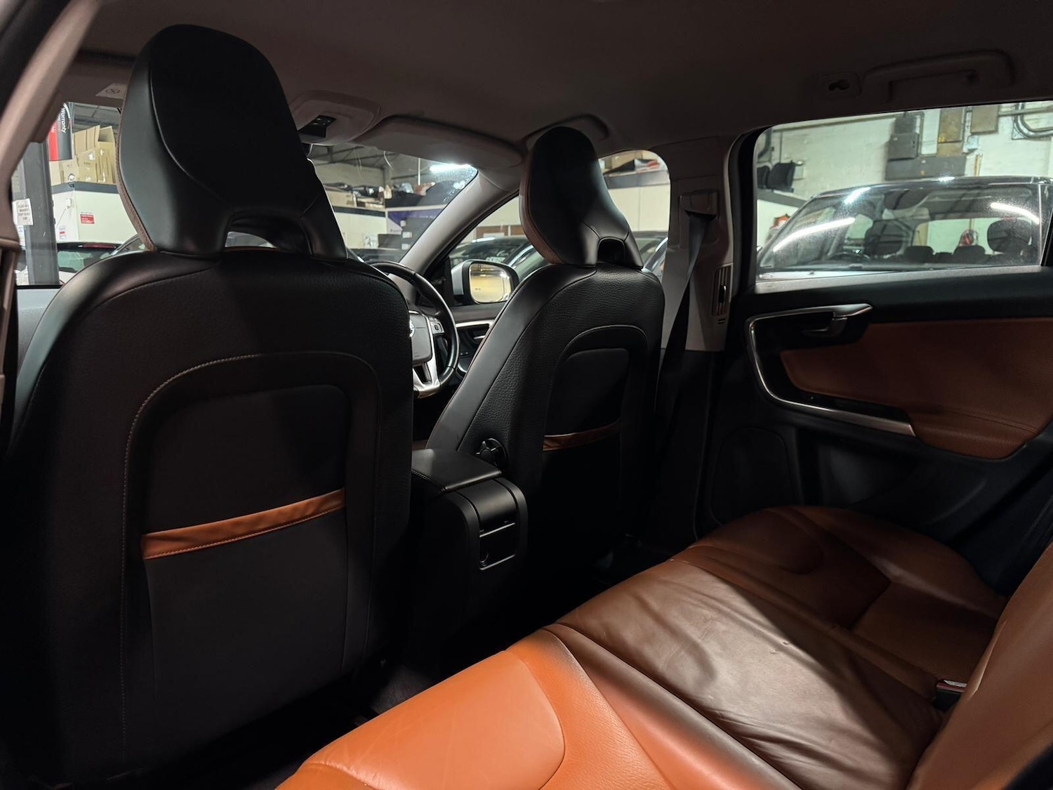 Used Volvo V60 for sale - 77376734: Photo 29