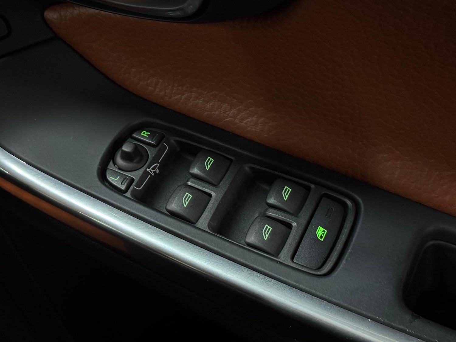 Used Volvo V60 for sale - 77376734: Photo 48