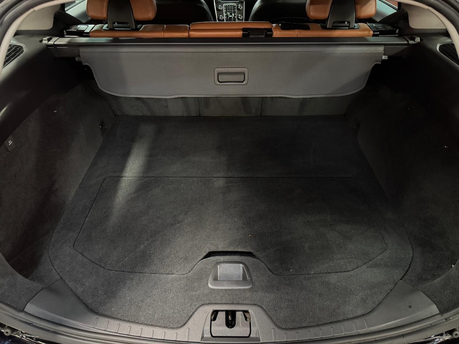 Used Volvo V60 for sale - 77376734: Photo 53