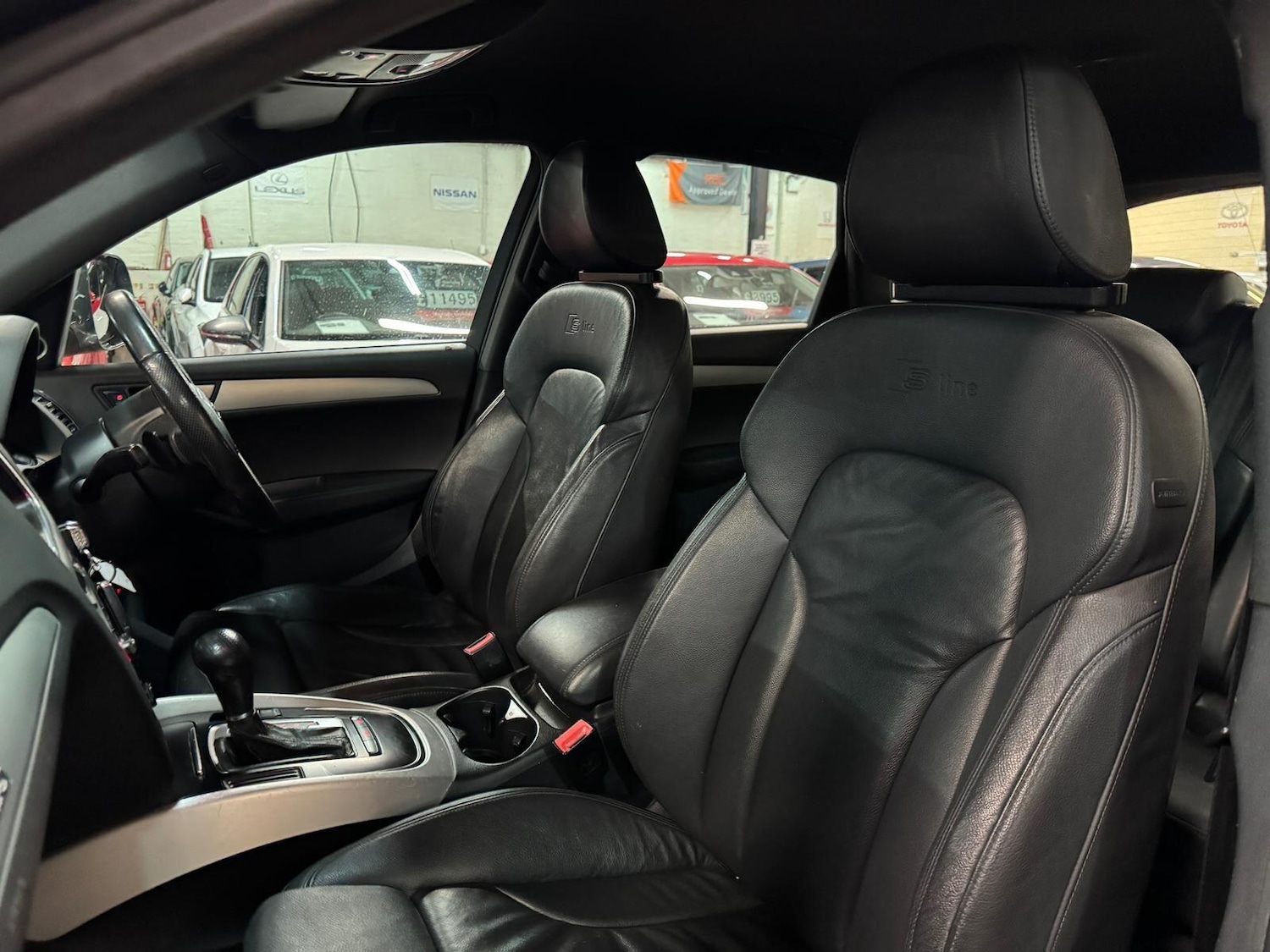 Used Audi Q5 2011 for sale - 76855894: Photo 28