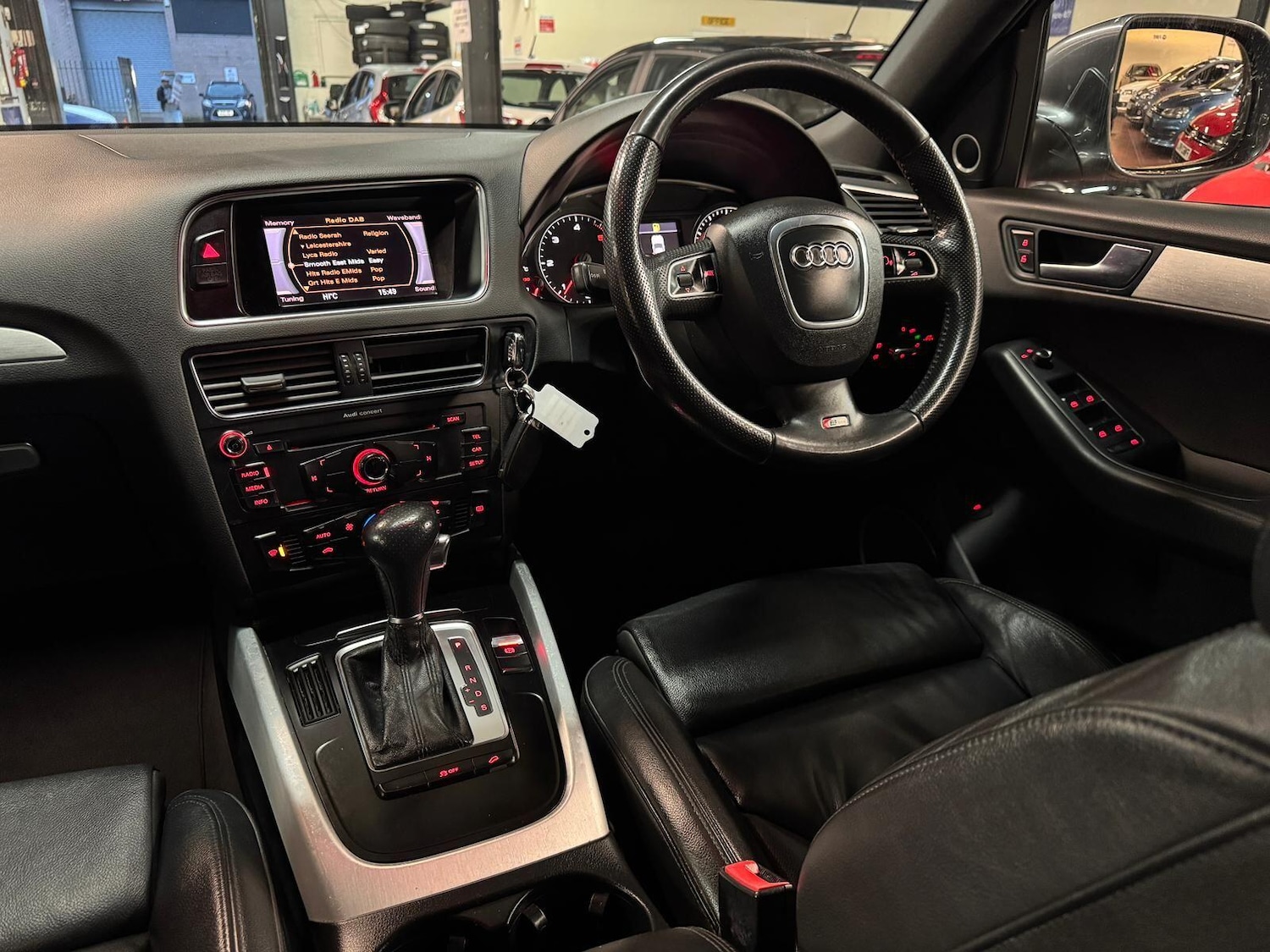 Used Audi Q5 2011 for sale - 76855894: Photo 40