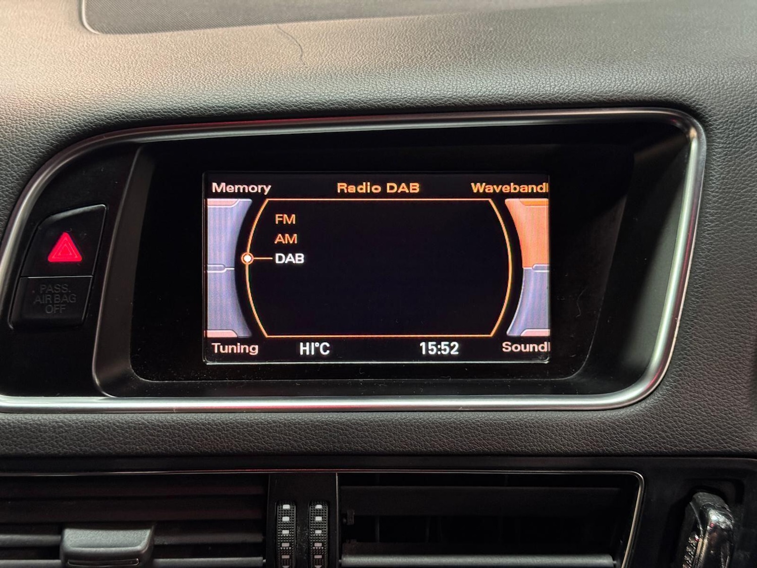 Used Audi Q5 2011 for sale - 76855894: Photo 48