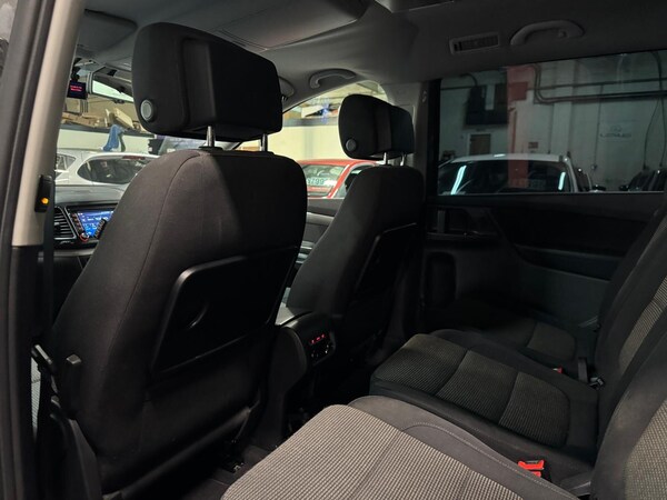 Used Volkswagen Sharan for sale - 76189236: Photo 32