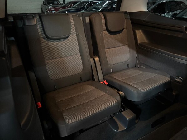 Used Volkswagen Sharan for sale - 76189236: Photo 33