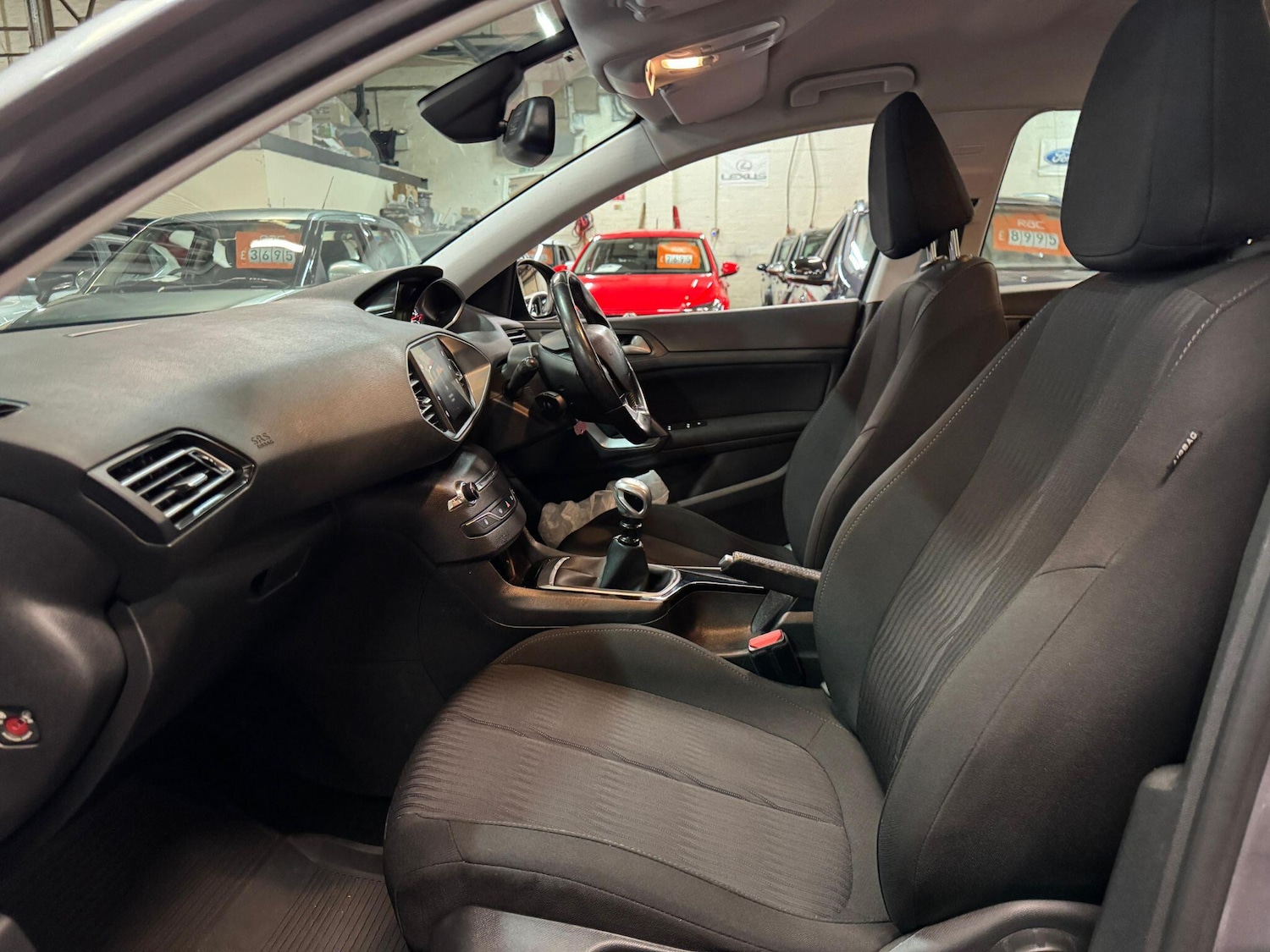 Used Peugeot 308 SW 2017 for sale - 76043376: Photo 16