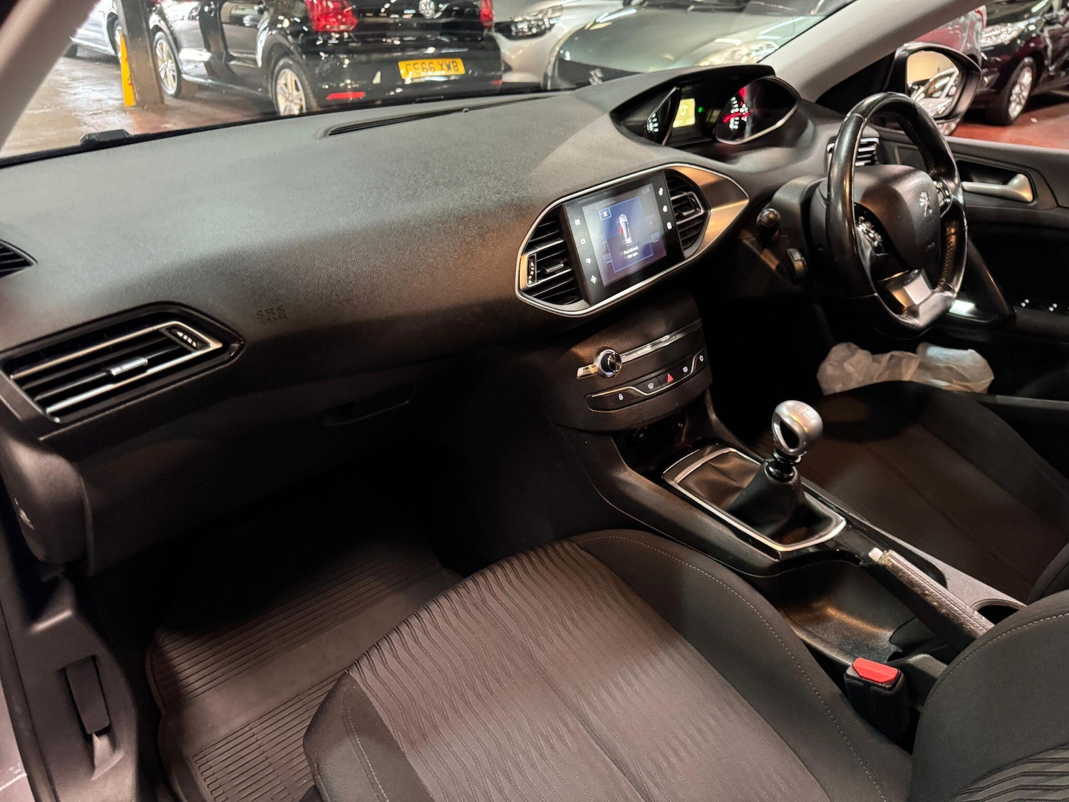 Used Peugeot 308 SW 2017 for sale - 76043376: Photo 17