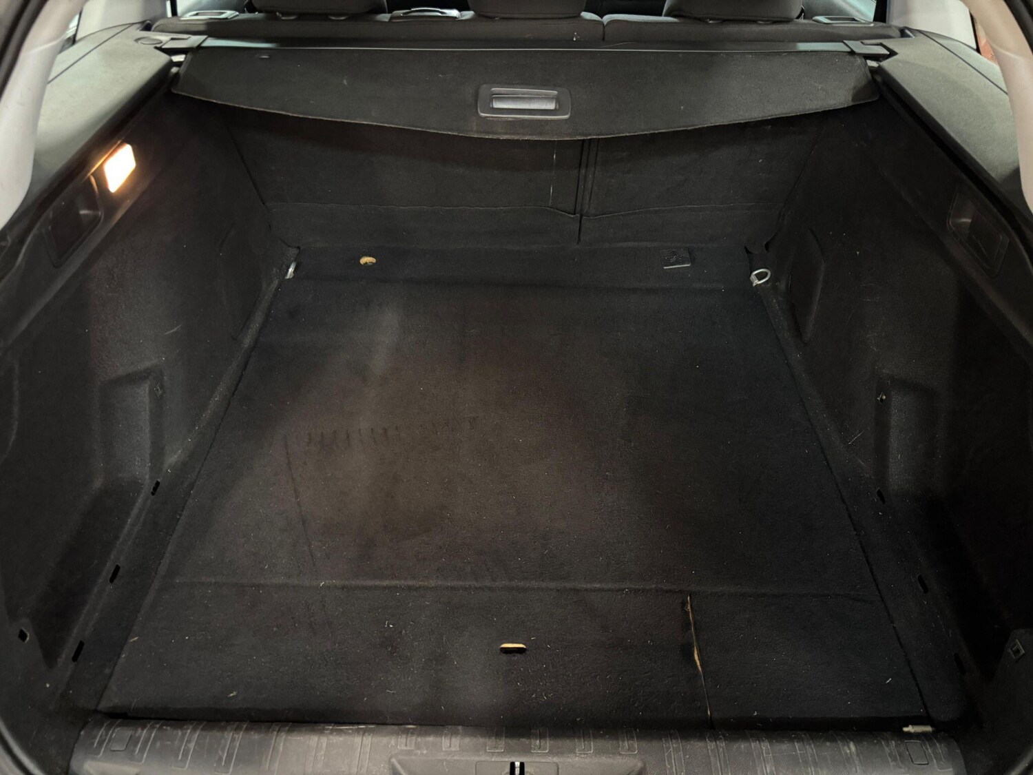 Used Peugeot 308 SW 2017 for sale - 76043376: Photo 40