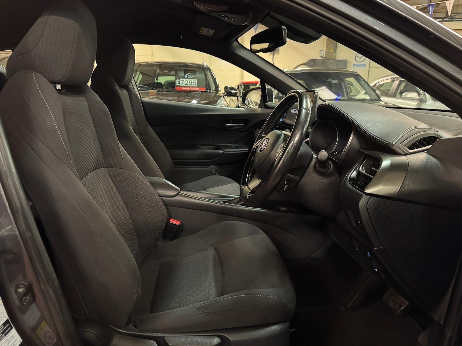 Used Toyota C-HR 2017 for sale - 77050091: Photo 19