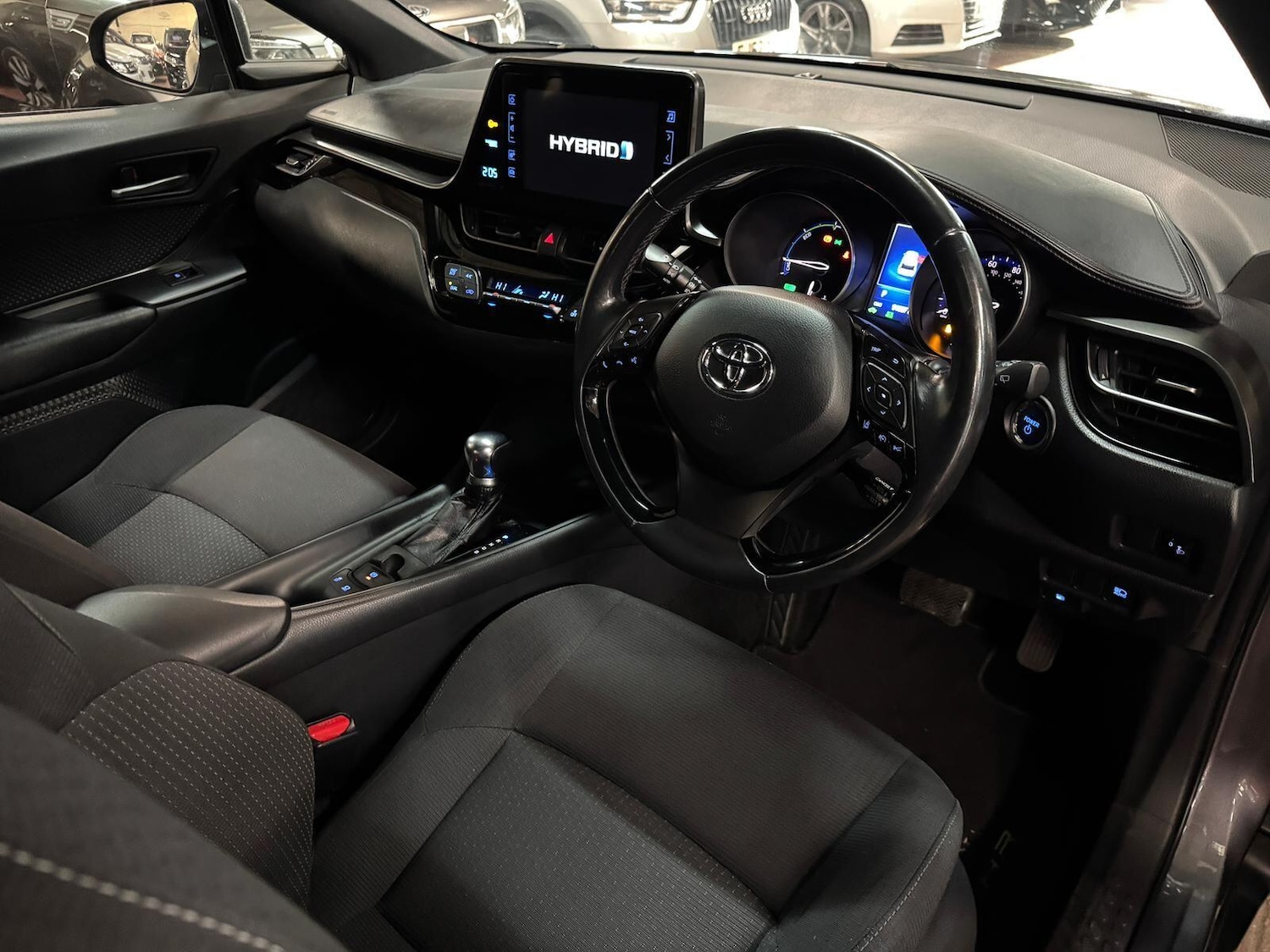 Used Toyota C-HR 2017 for sale - 77050091: Photo 20