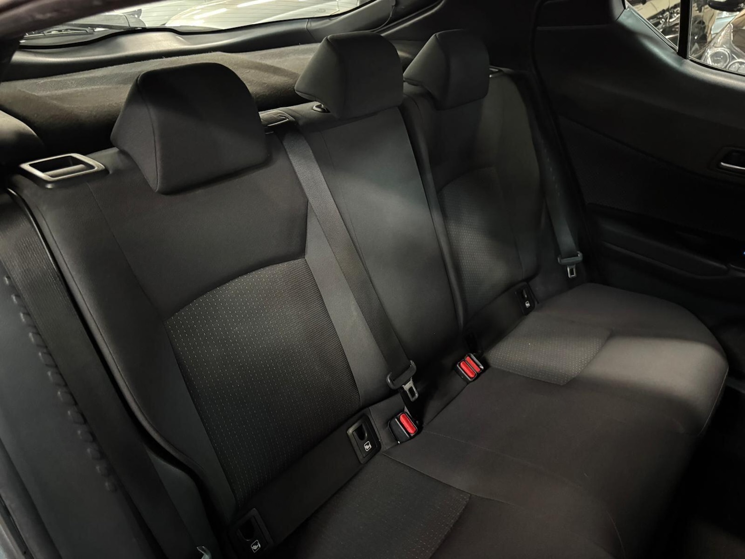 Used Toyota C-HR 2017 for sale - 77050091: Photo 26