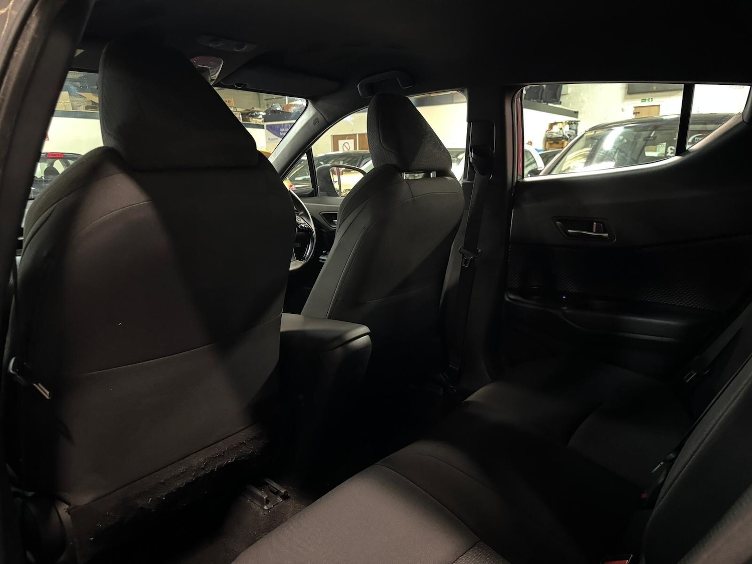 Used Toyota C-HR 2017 for sale - 77050091: Photo 30