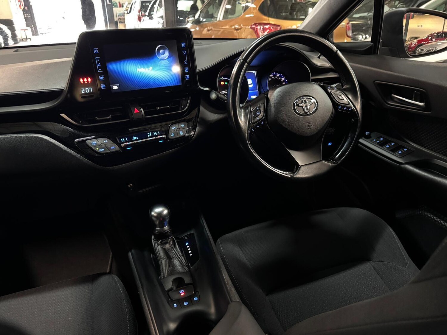 Used Toyota C-HR 2017 for sale - 77050091: Photo 34