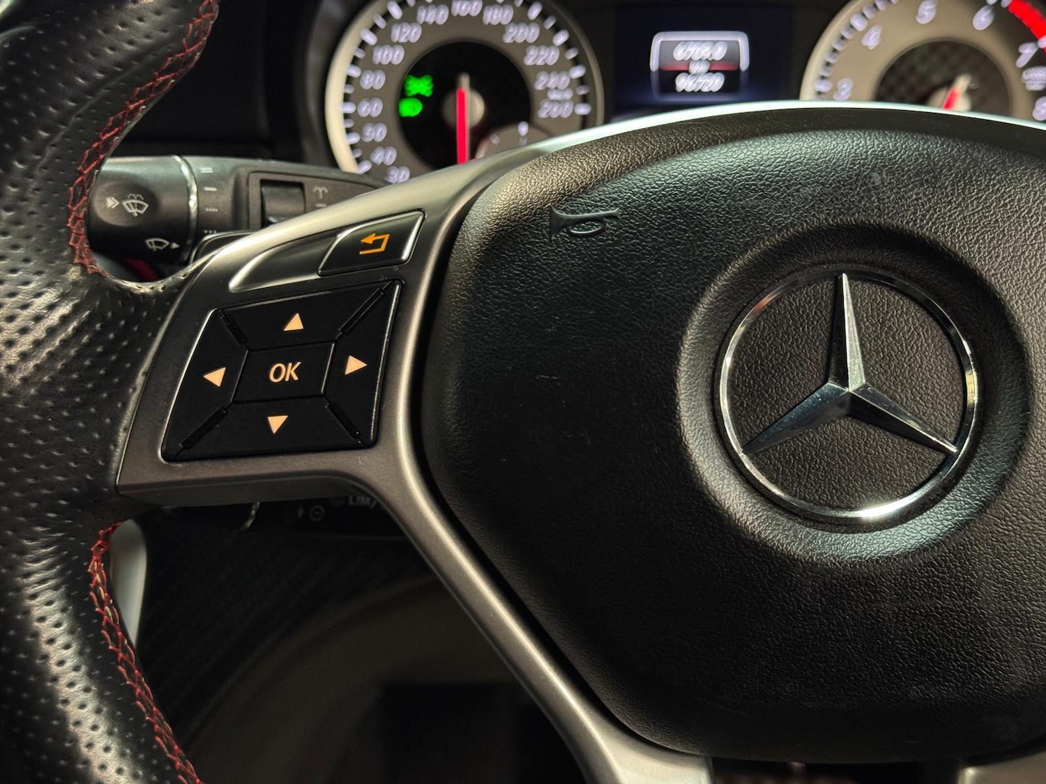 Used Mercedes-Benz A-Class for sale - 77175688: Photo 40