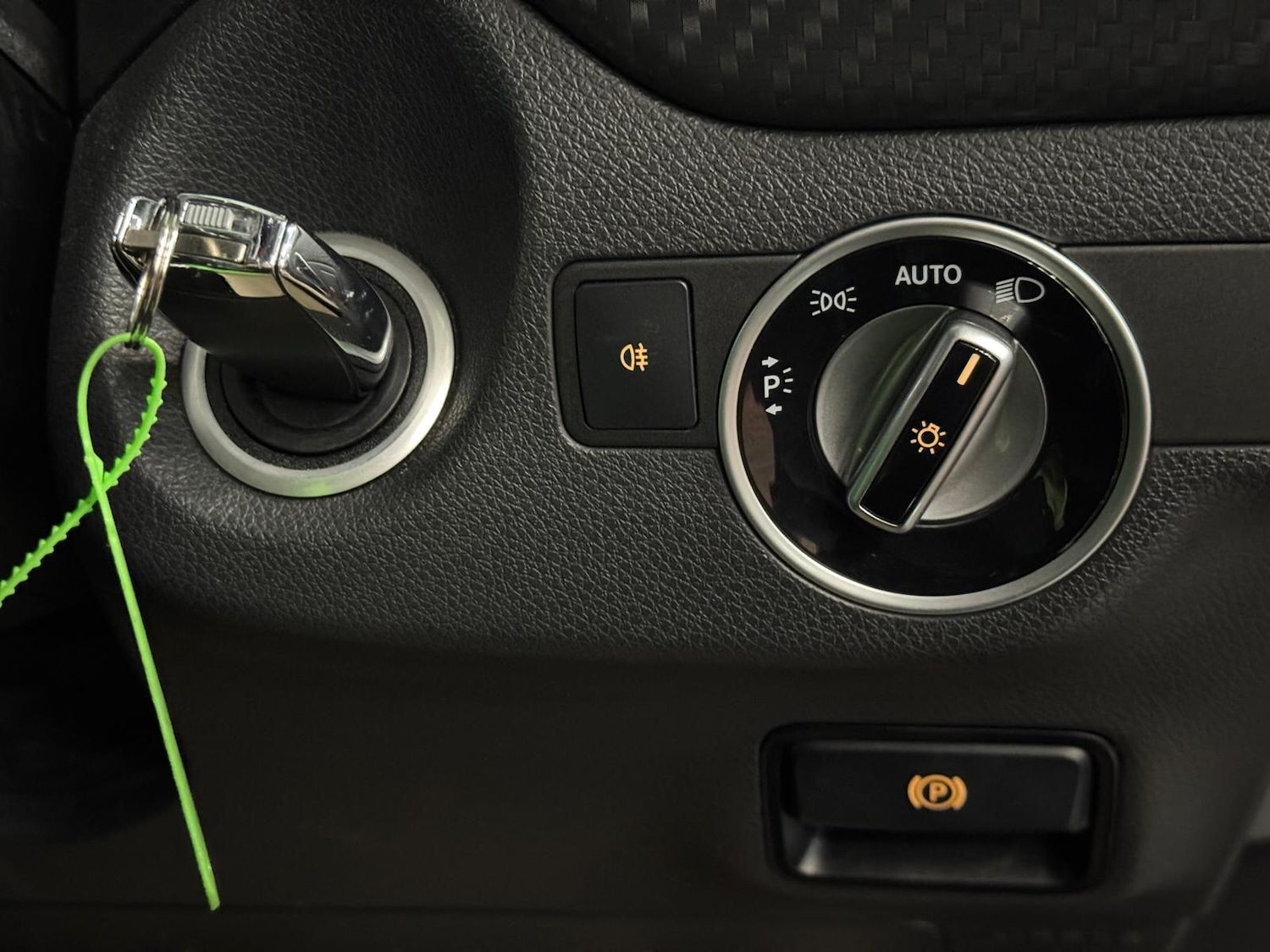 Used Mercedes-Benz A-Class for sale - 77175688: Photo 41