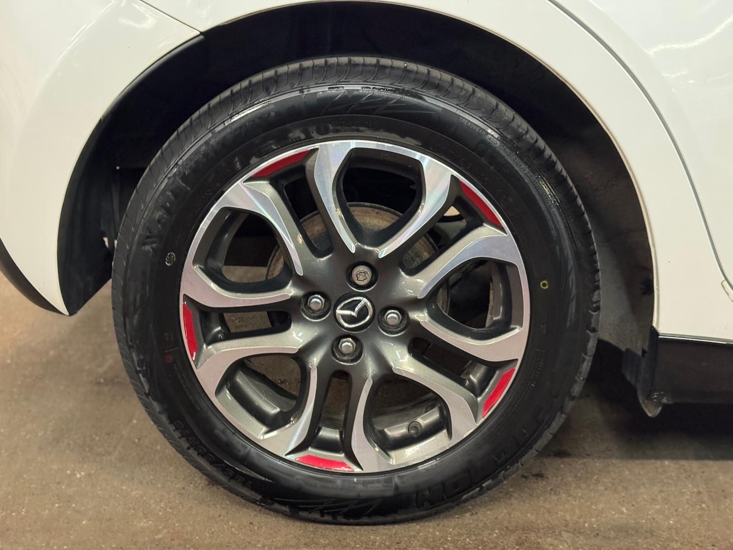 Used Mazda Mazda2 2015 for sale - 78085831: Photo 12