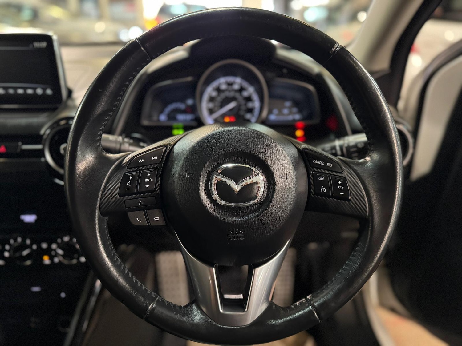 Used Mazda Mazda2 2015 for sale - 78085831: Photo 41