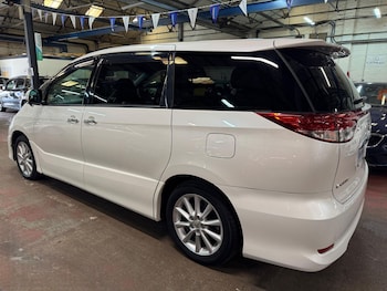 Used Toyota Estima 2012 for sale - 75940074: Photo