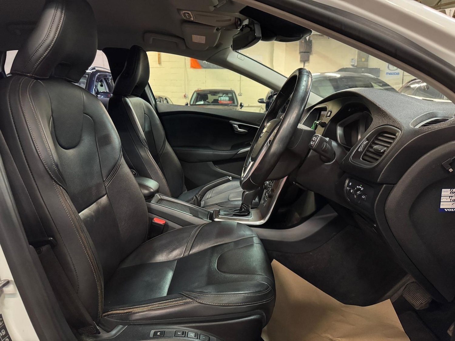 Used Volvo V40 Cross Country for sale - 76899423: Photo 18