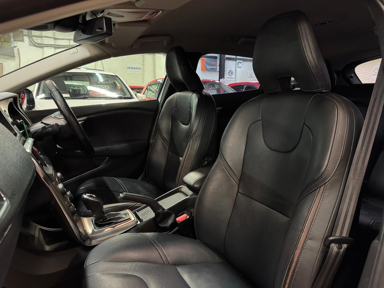 Used Volvo V40 Cross Country for sale - 76899423: Photo 23