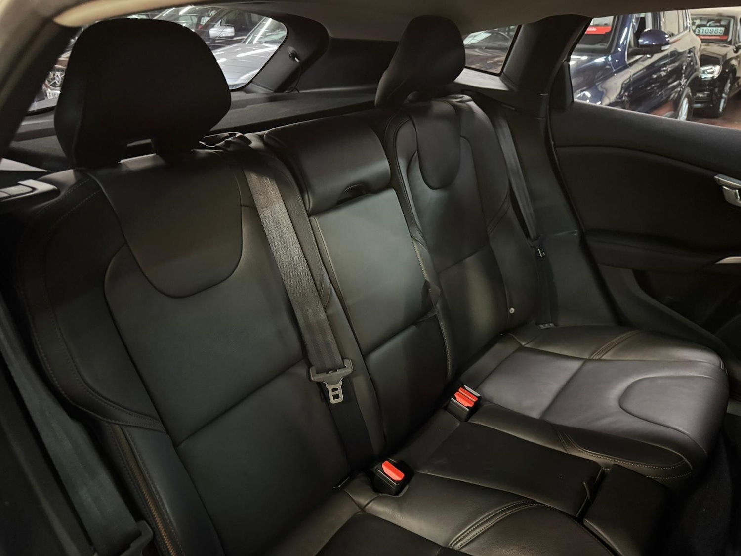 Used Volvo V40 Cross Country for sale - 76899423: Photo 25