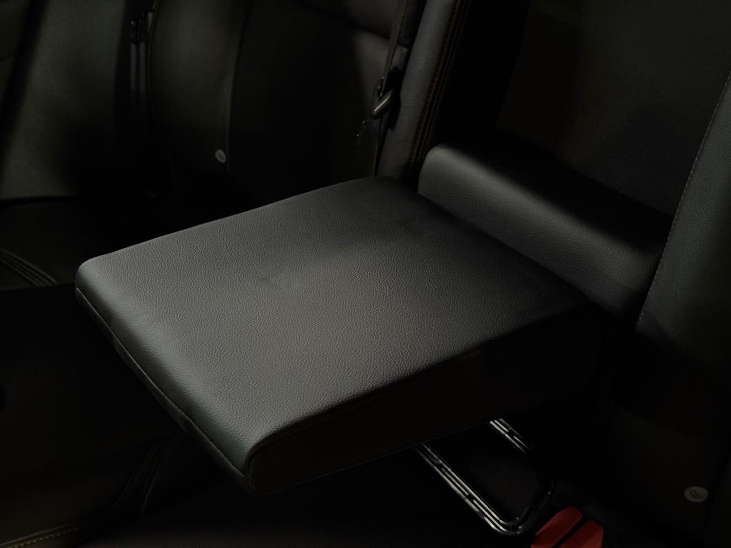 Used Volvo V40 Cross Country for sale - 76899423: Photo 31