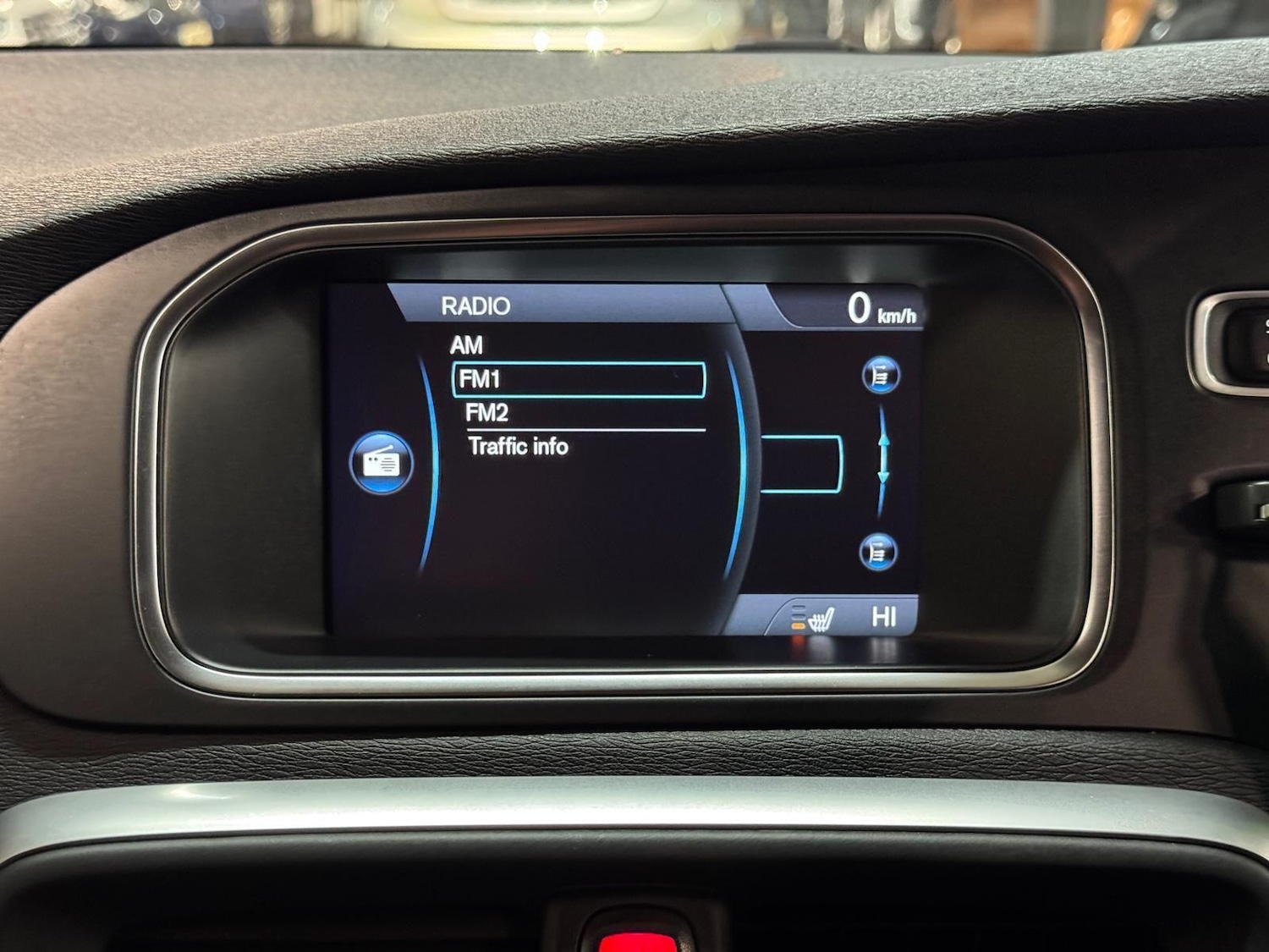 Used Volvo V40 Cross Country for sale - 76899423: Photo 45