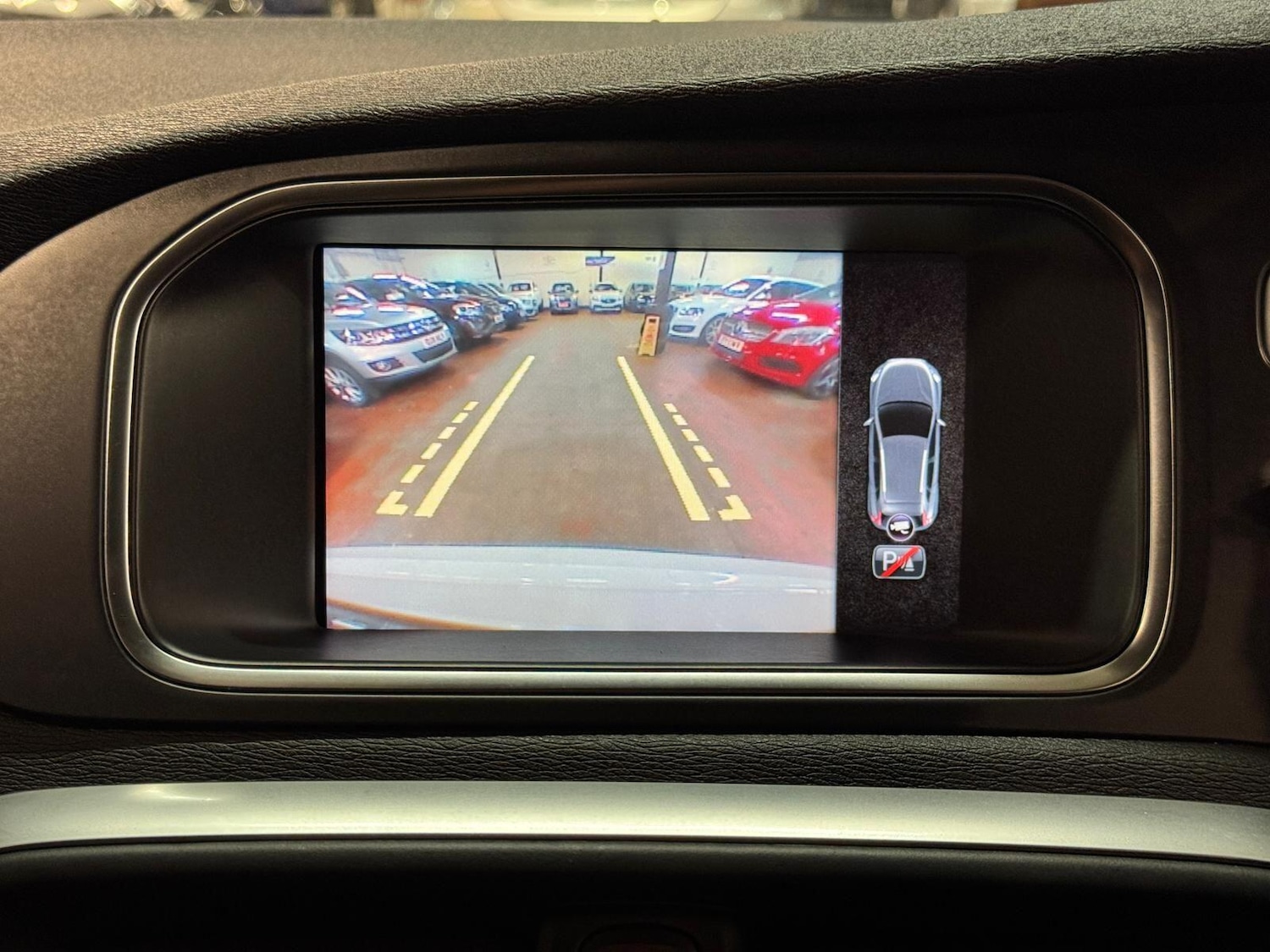 Used Volvo V40 Cross Country for sale - 76899423: Photo 50