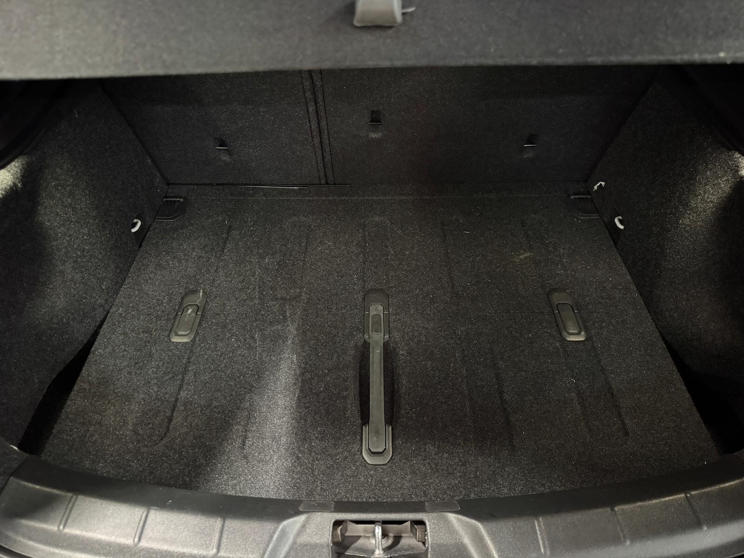 Used Volvo V40 Cross Country for sale - 76899423: Photo 56