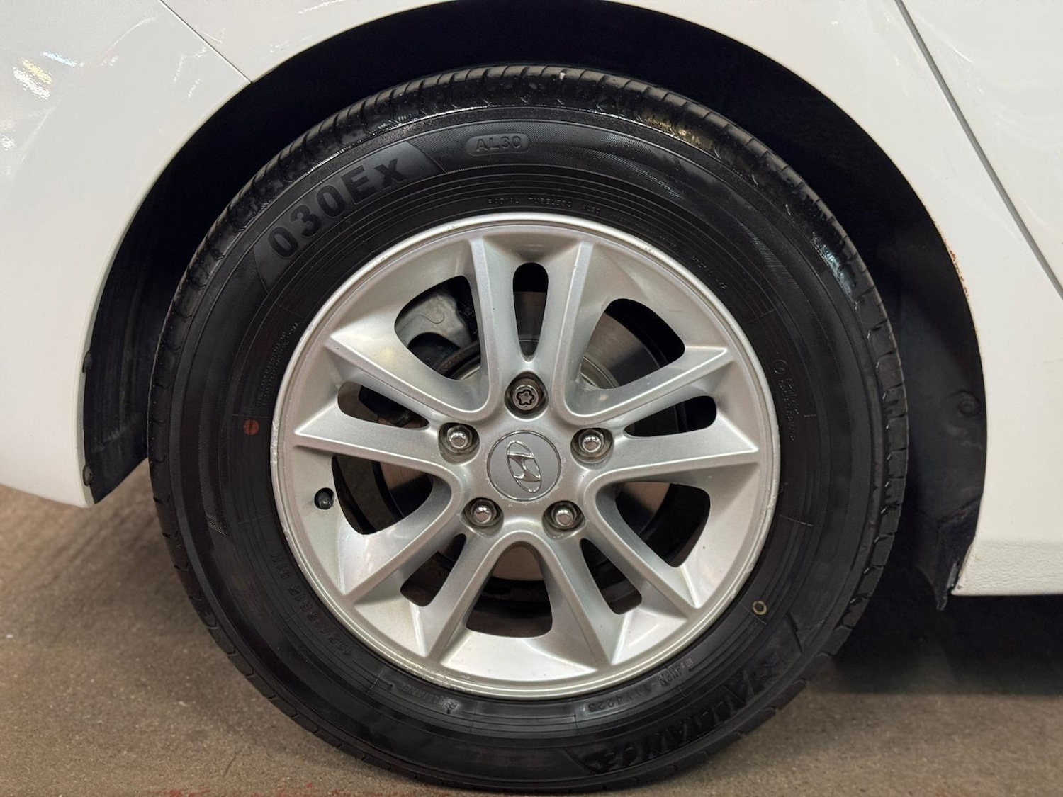 Used Hyundai i30 2013 for sale - 77722674: Photo 14