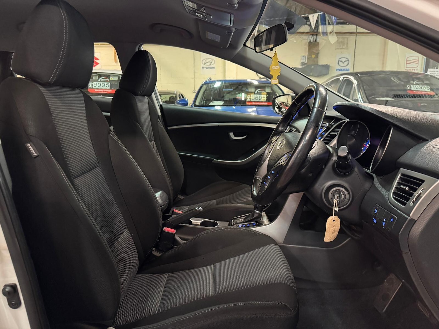 Used Hyundai i30 2013 for sale - 77722674: Photo 15