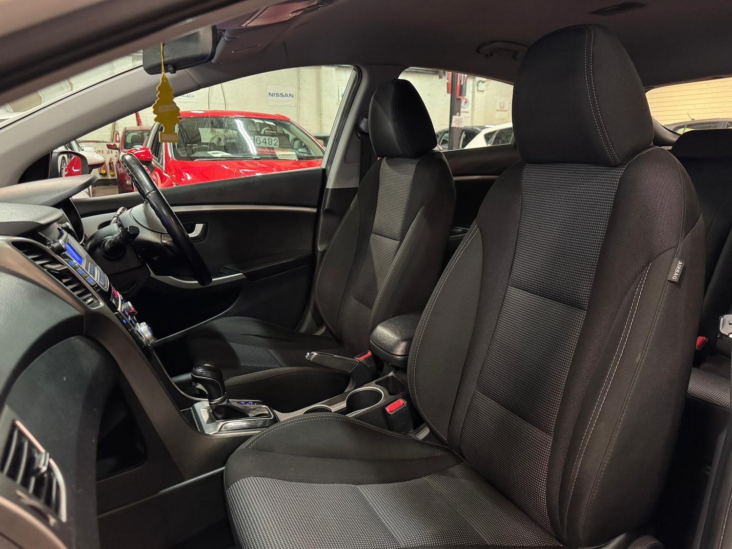 Used Hyundai i30 2013 for sale - 77722674: Photo 17