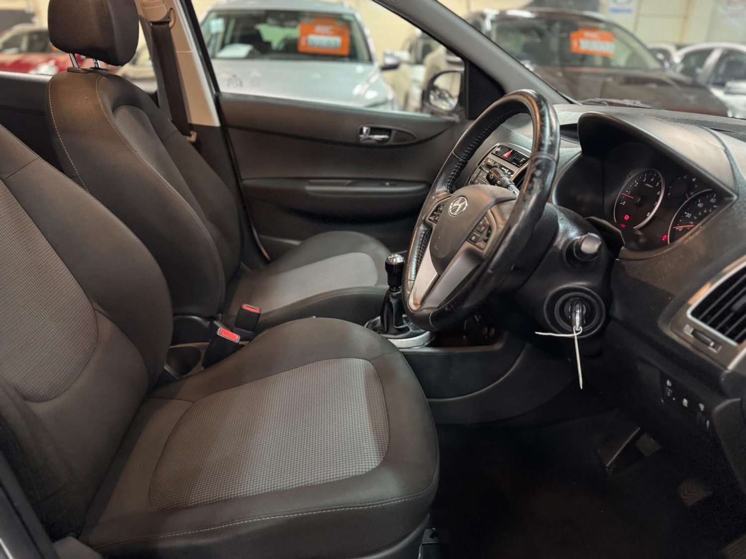 Used Hyundai i20 2013 for sale - 76521801: Photo 10
