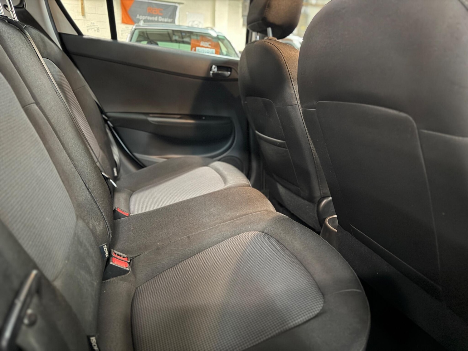 Used Hyundai i20 2013 for sale - 76521801: Photo 12