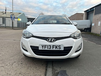 Used Hyundai i20 2013 for sale - 76521801: Photo