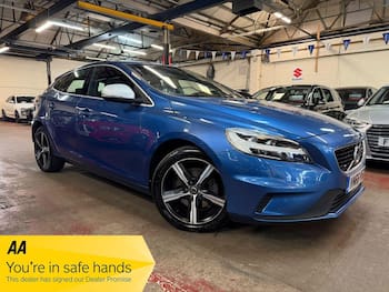 Used Volvo V40 2016 for sale - 79634440: Photo