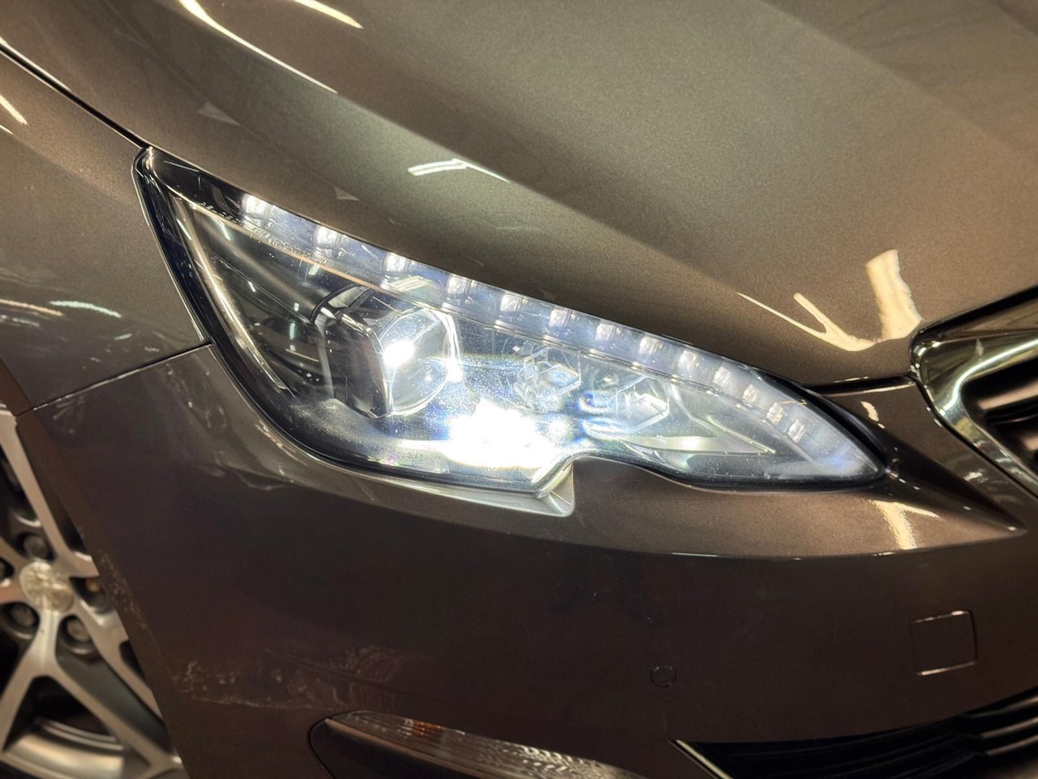 Used Peugeot 308 2014 for sale - 76399079: Photo 11