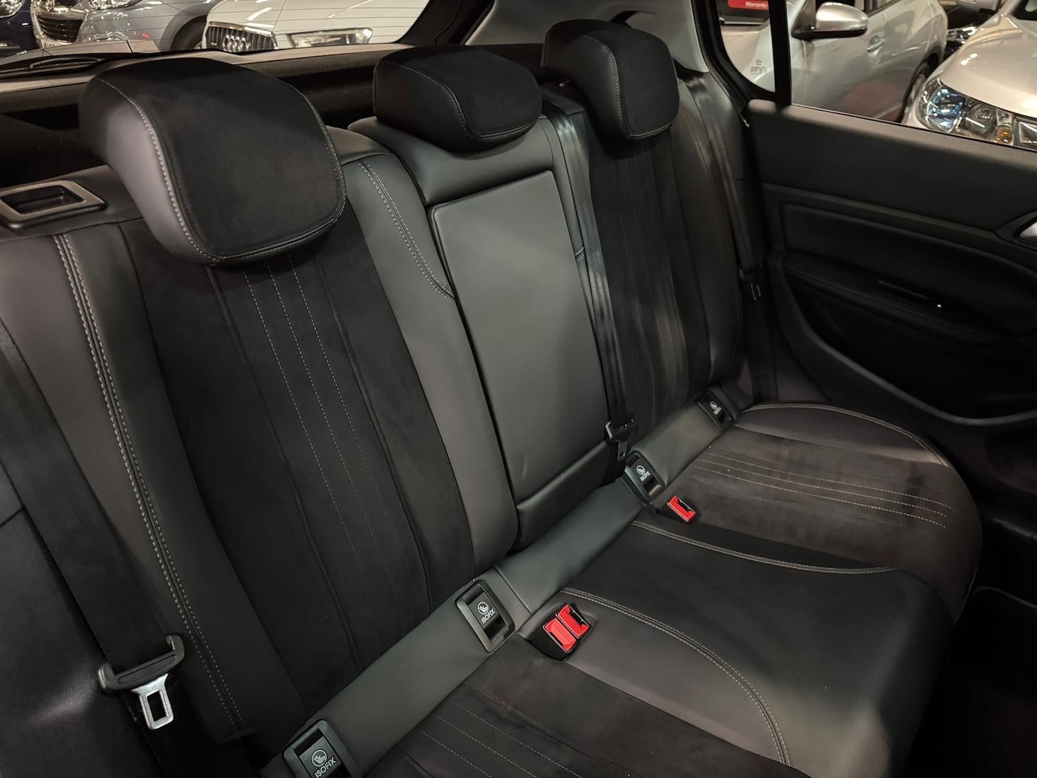 Used Peugeot 308 2014 for sale - 76399079: Photo 24