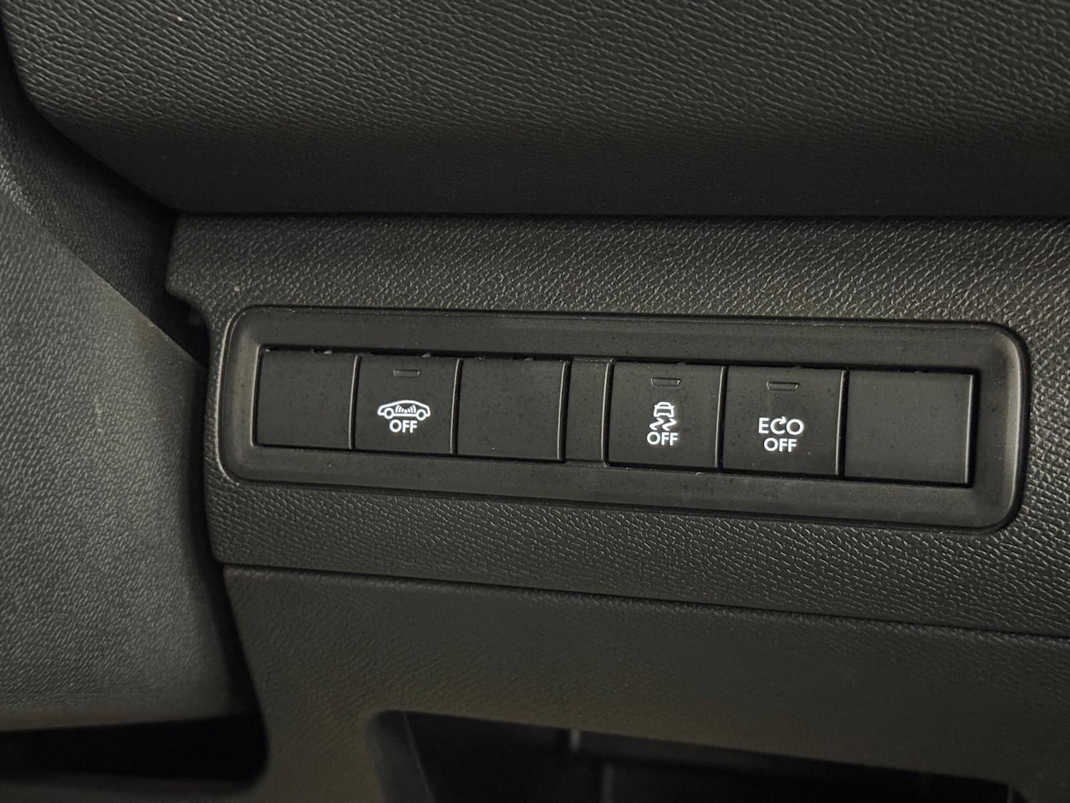 Used Peugeot 308 2014 for sale - 76399079: Photo 37