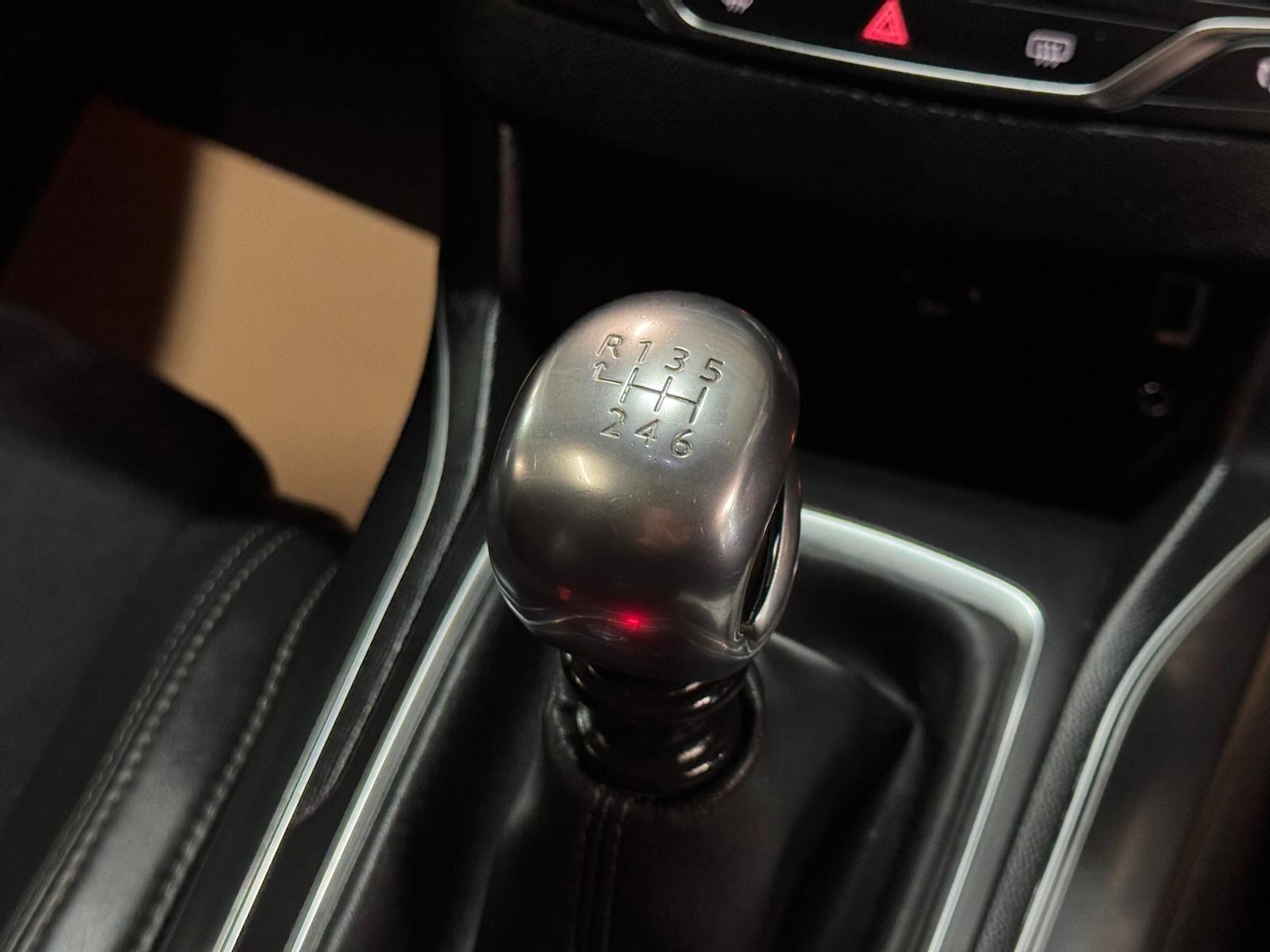 Used Peugeot 308 2014 for sale - 76399079: Photo 45