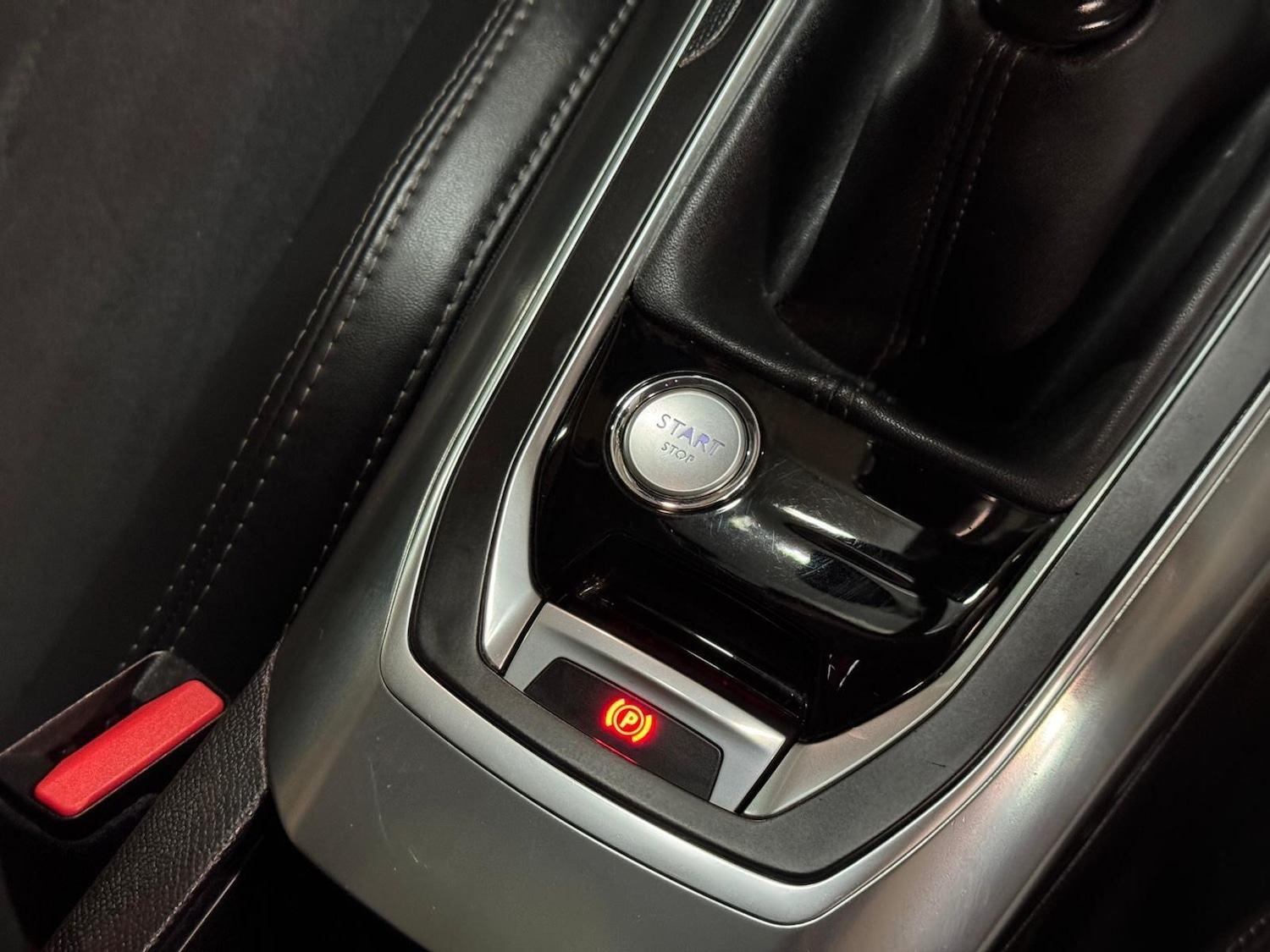 Used Peugeot 308 2014 for sale - 76399079: Photo 46