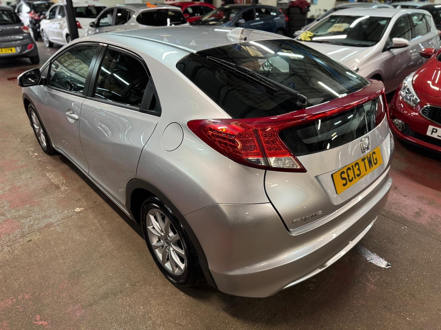 Used Honda Civic 2013 for sale - 76200967: Photo 13