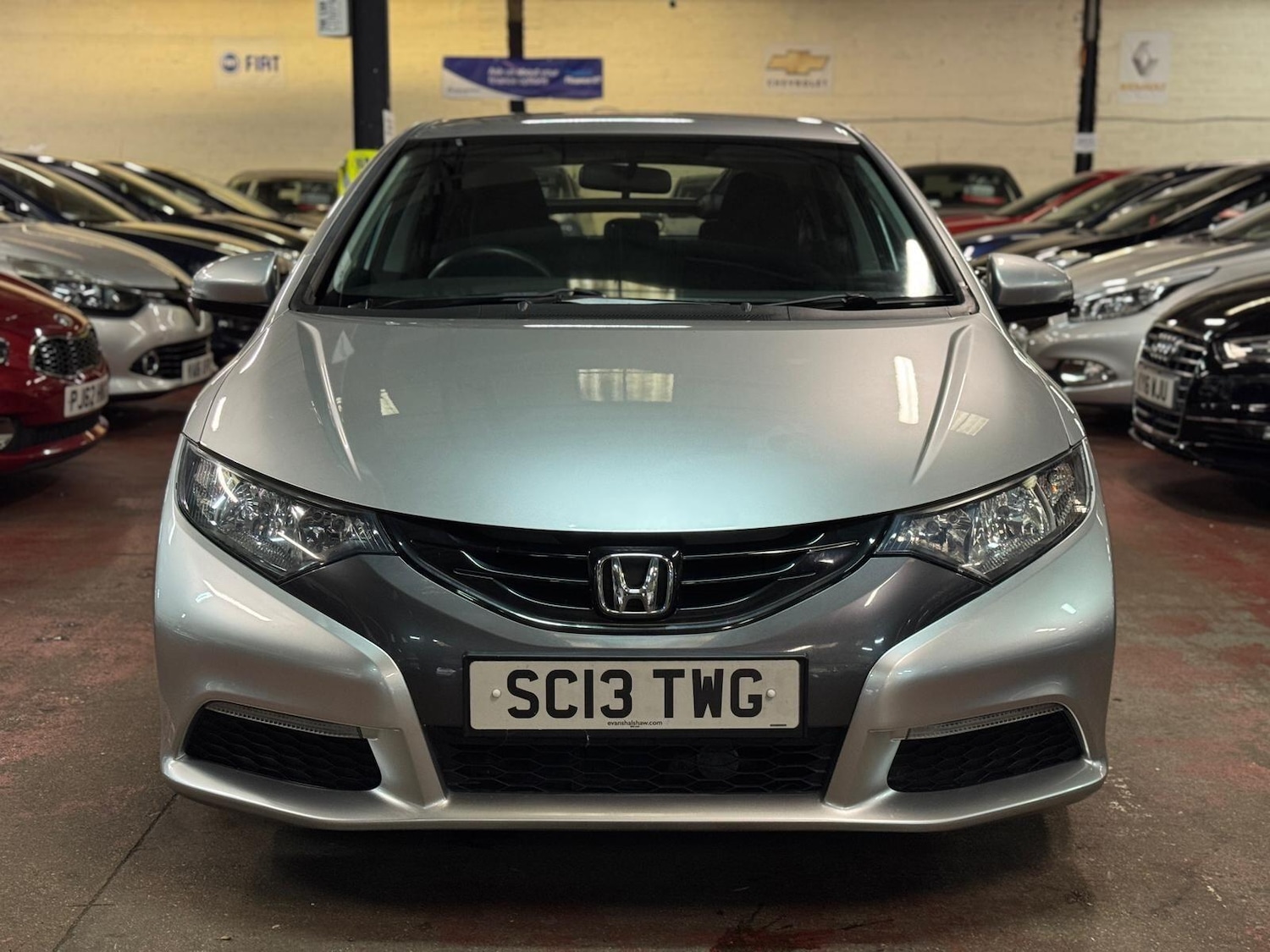 Used Honda Civic 2013 for sale - 76200967: Photo 2